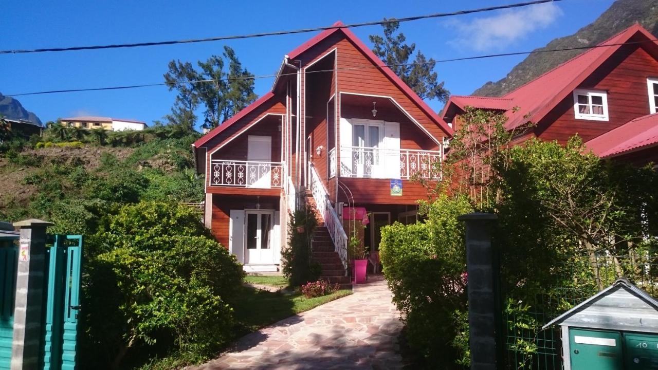 萨拉济Le Jean Robert住宿加早餐旅馆 外观 照片